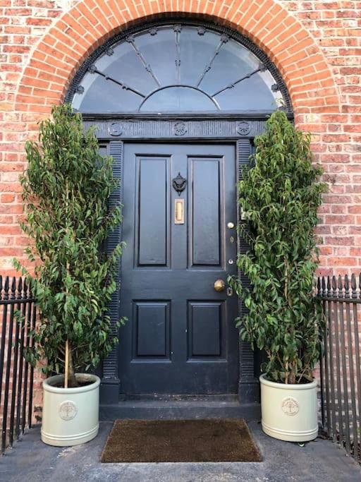 Villa Bohouse Moody Boho Townhouse Macclesfield Centre Exterior foto